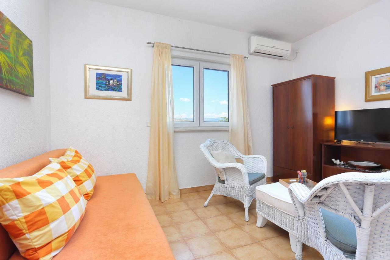 Apartments By The Sea Okrug Donji, Ciovo - 12502 Okrug Gornji Eksteriør billede